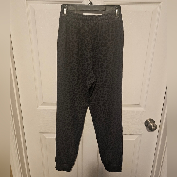 Leopard Print Drawstring Joggers - Picture 2 of 6